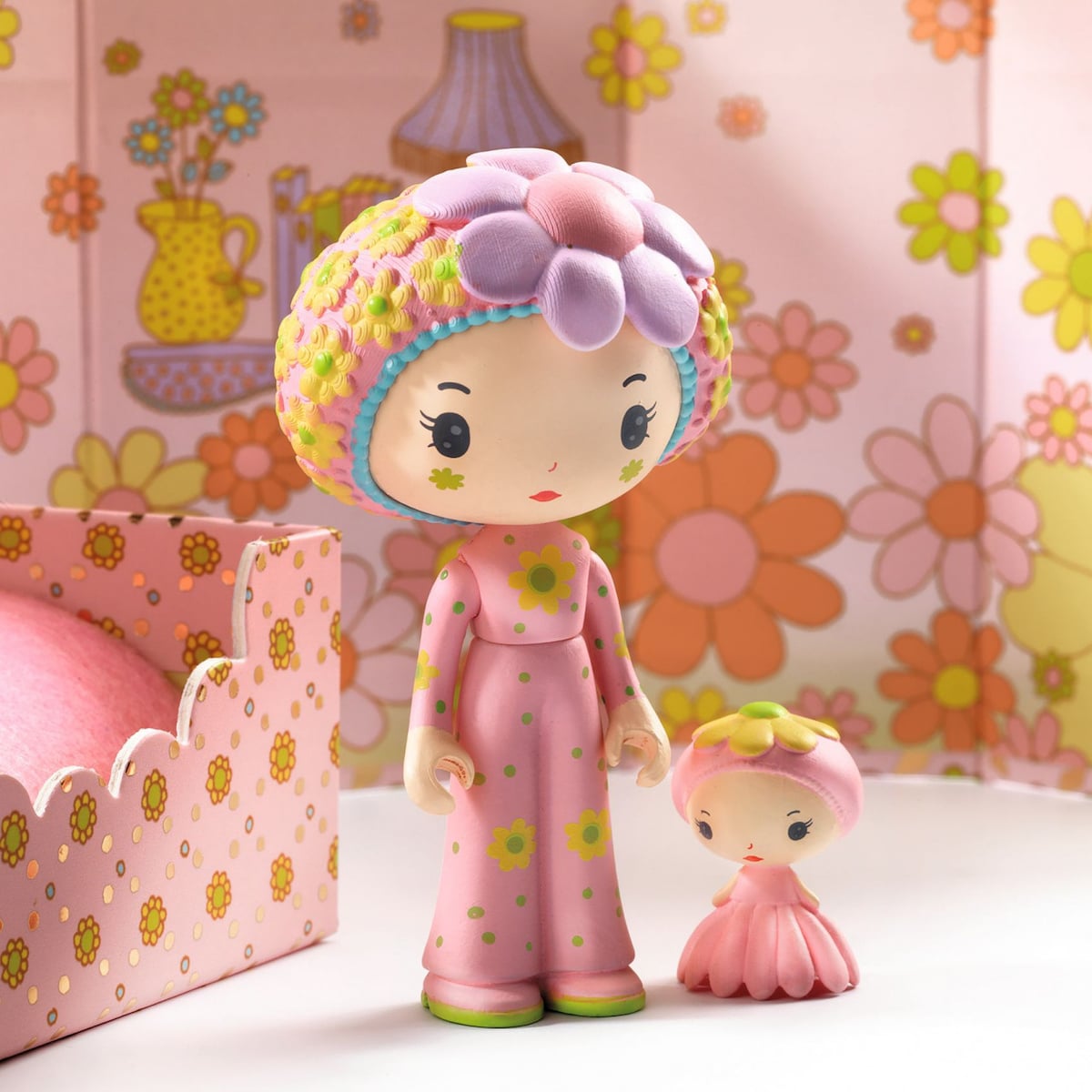 Djeco Φιγούρα Tinyly Rose Με Κουτάκι υπνοδωμάτιο