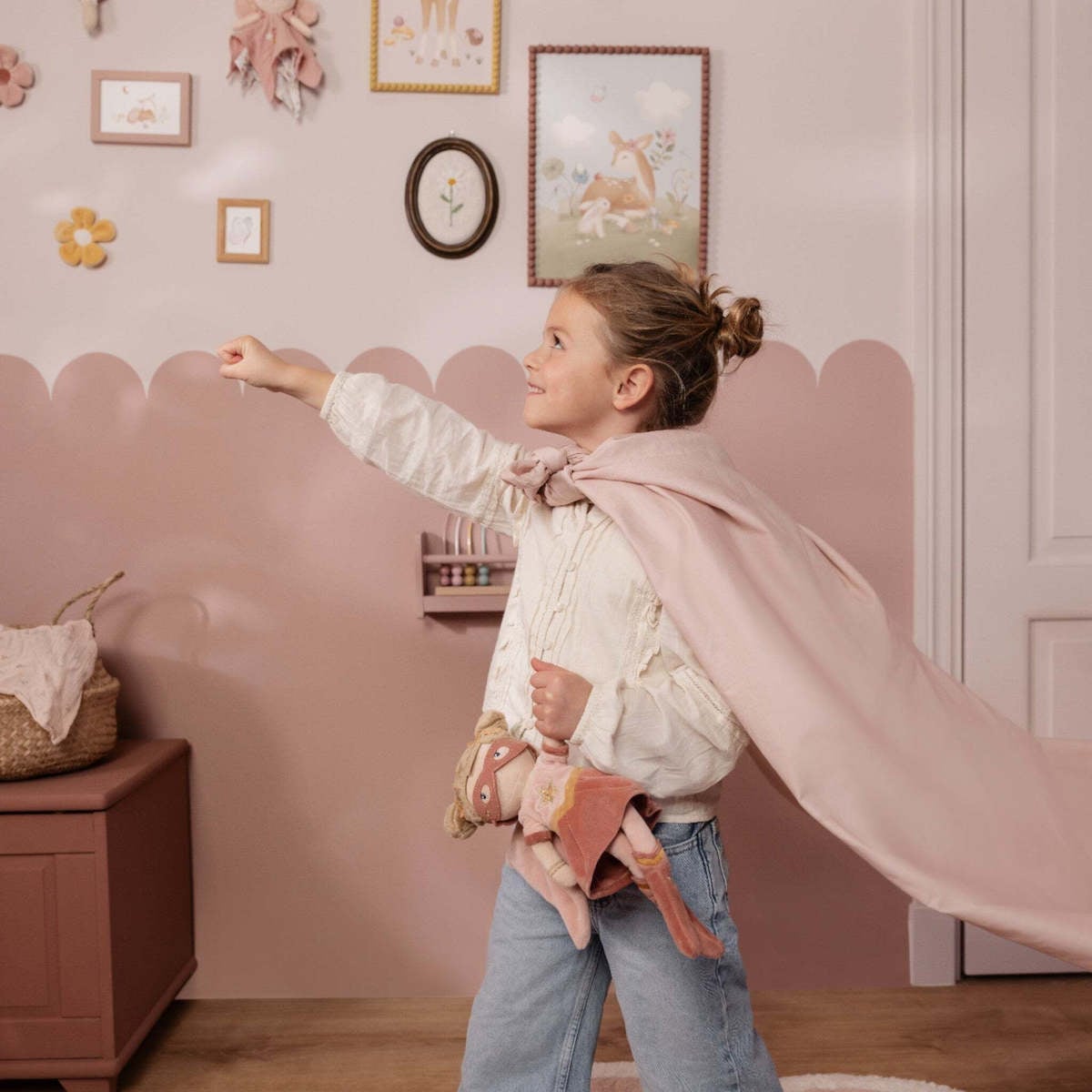 Κούκλα Superhero Rosa (35 εκ.) LITTLE DUTCH.