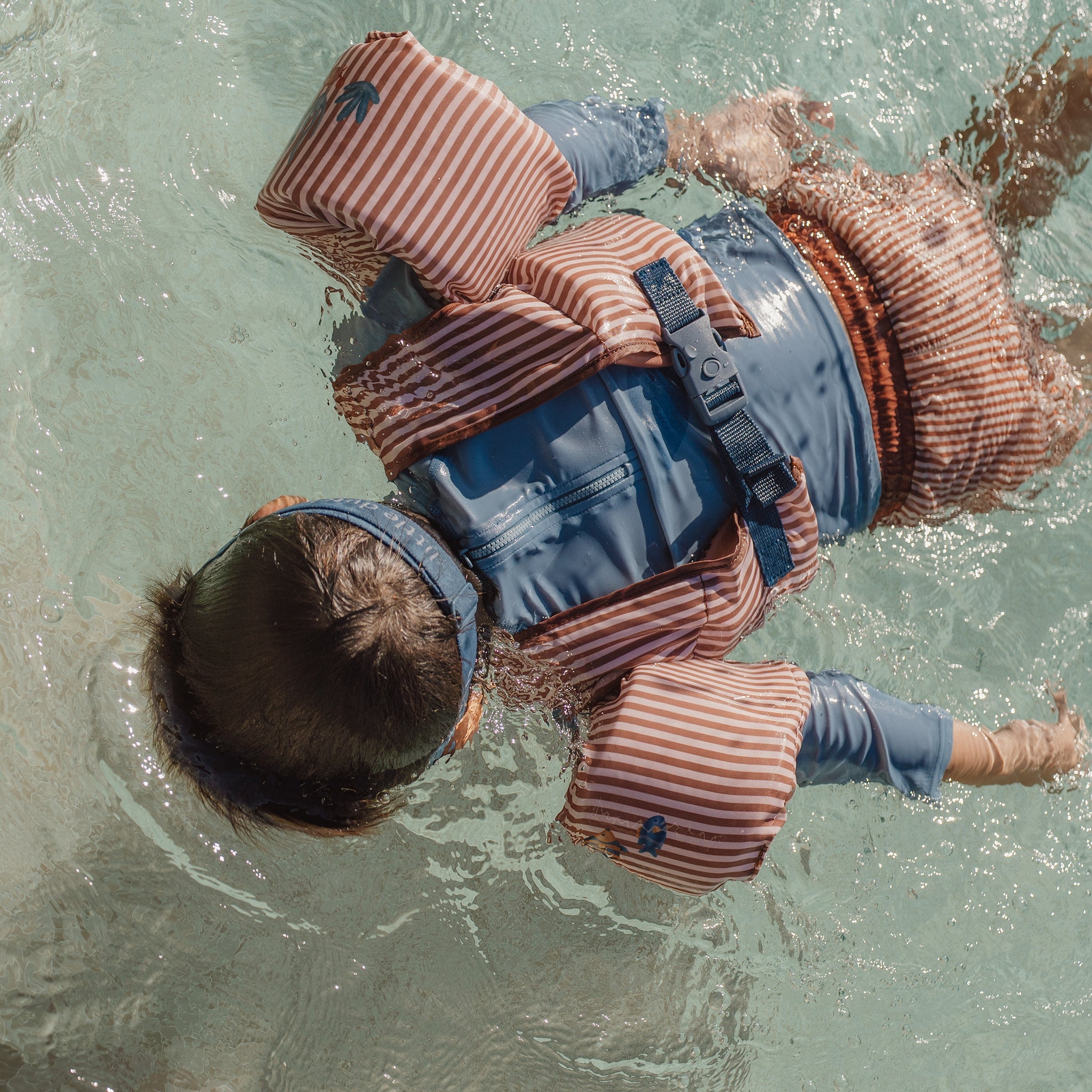 LITTLE DUTCH. Σωσίβιο γιλέκο με μπρατσάκια Ocean World